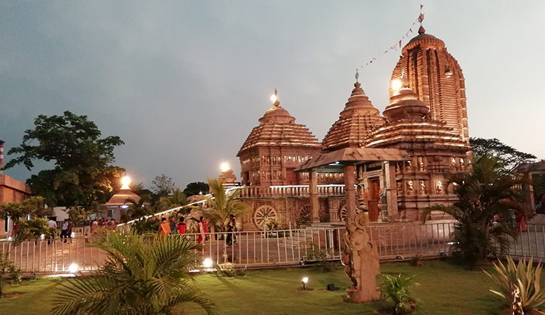 raja-rani-temple-bhubaneswar-orrisa.jpg