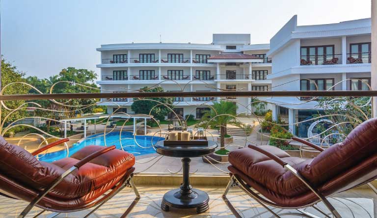 Park-Regis-Goa-Room-Balcony.jpg