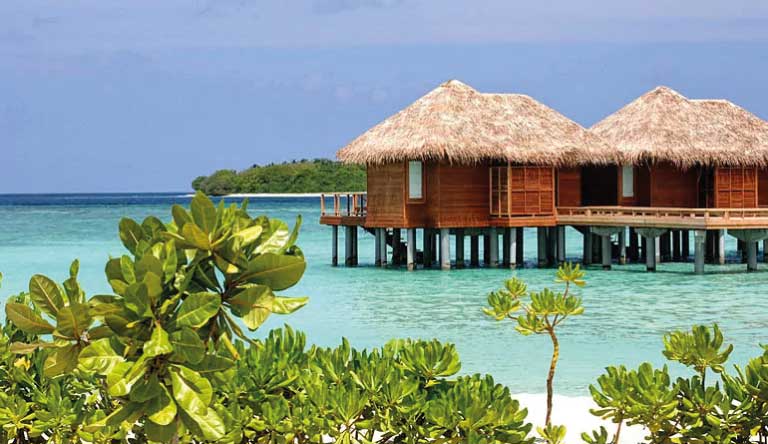 Sheraton-Maldives-Full-Moon-Resort-and-Spa-Water-Bungalow