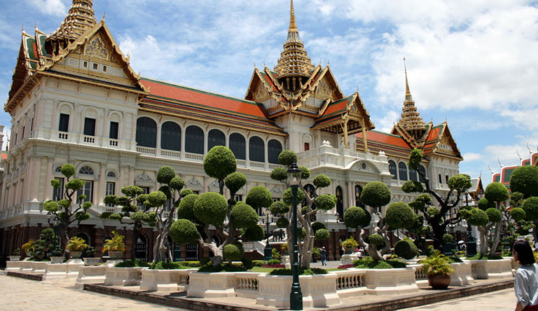 grand-palace-bangkok-thailand.jpg
