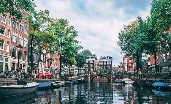 Amsterdam Luxury Tour Packages