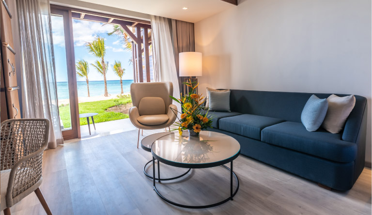 Beachfront Premium Room Living Area